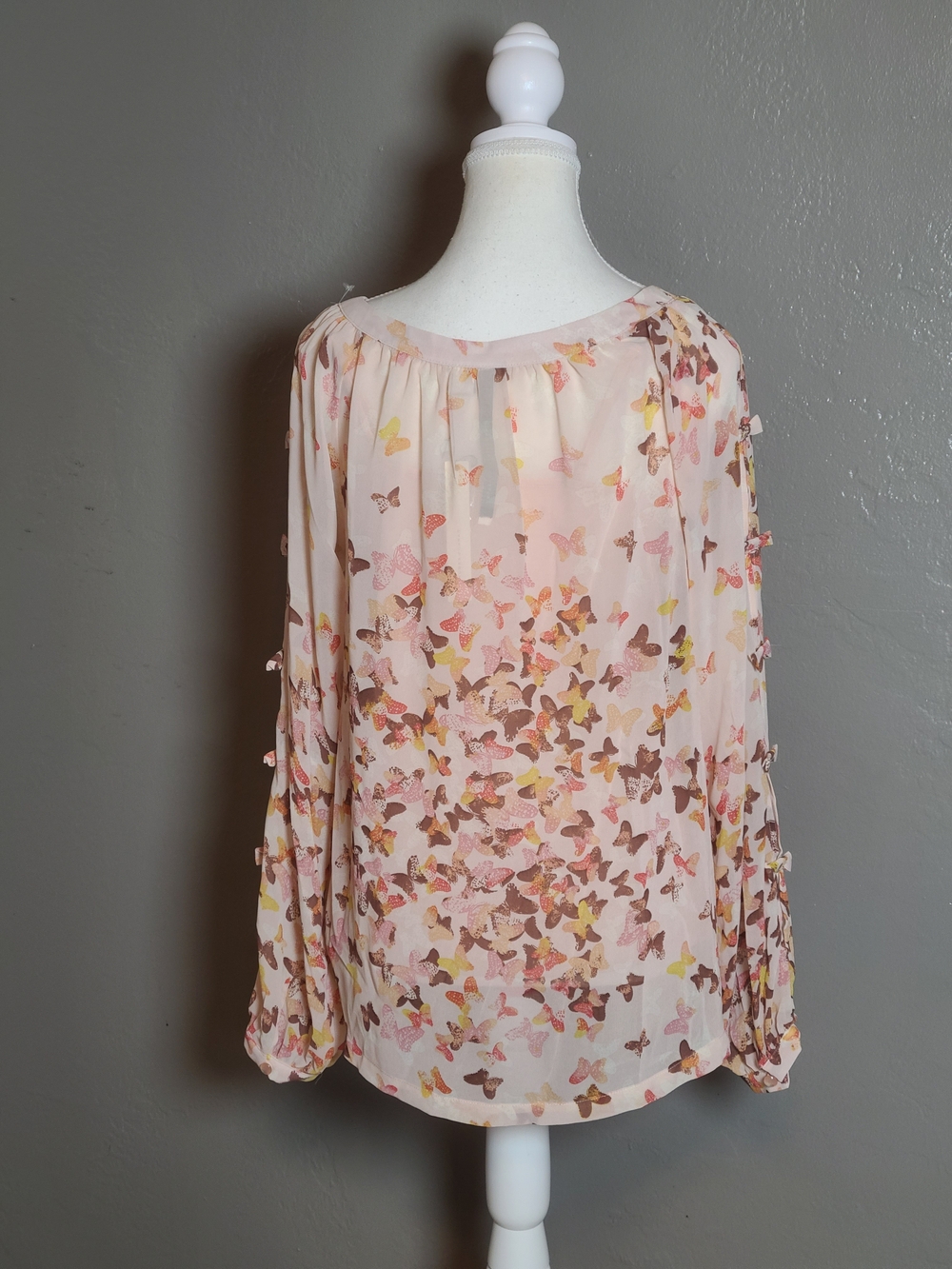 Lauren Conrad Pink Butterfly Blouse Women's Medium Chiffon Bows Split Sleeve Top - Picture 5 of 12